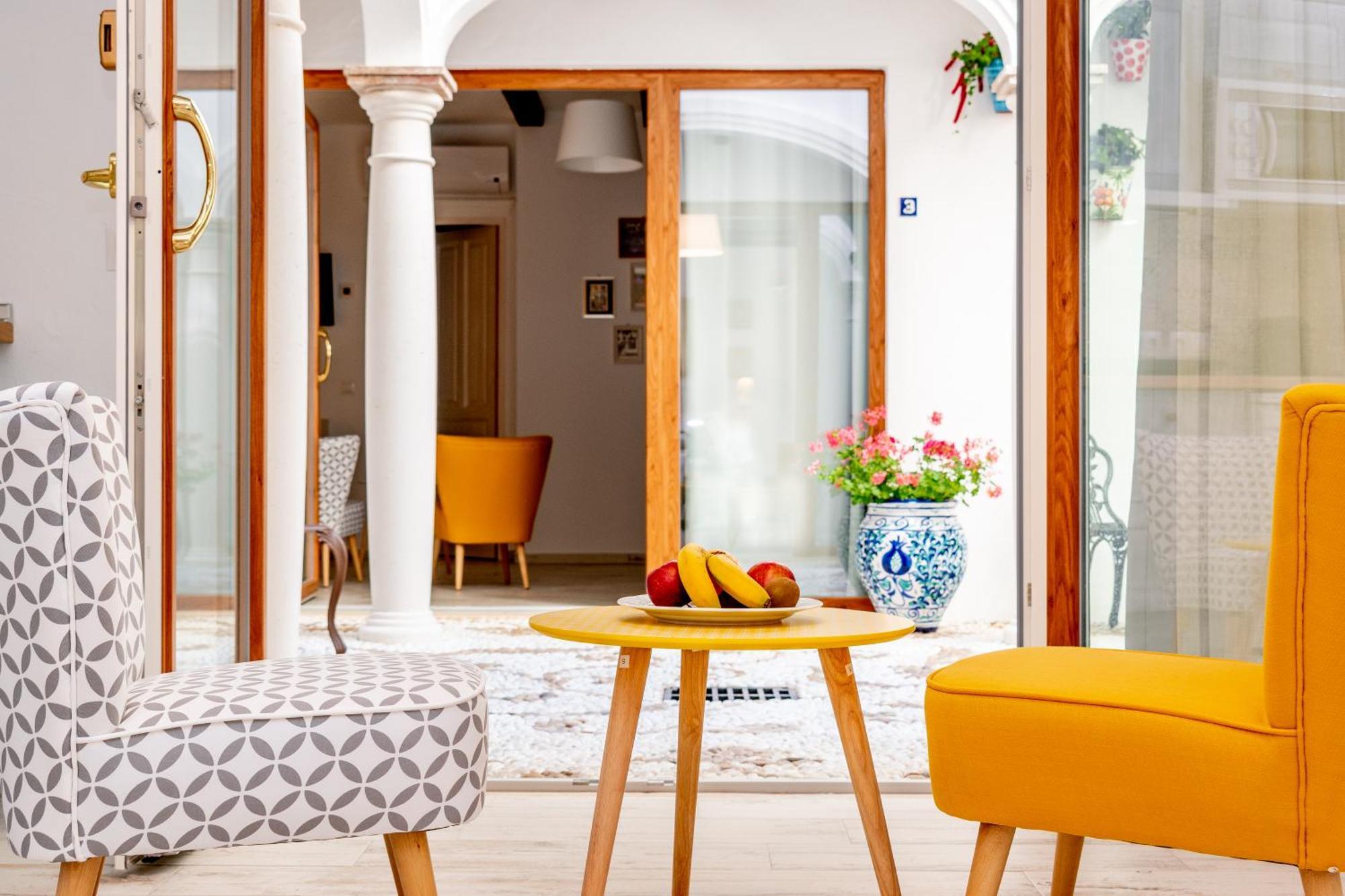 Casa Del Patio - Boutique Apartments (Adults Only) Estepona Luaran gambar